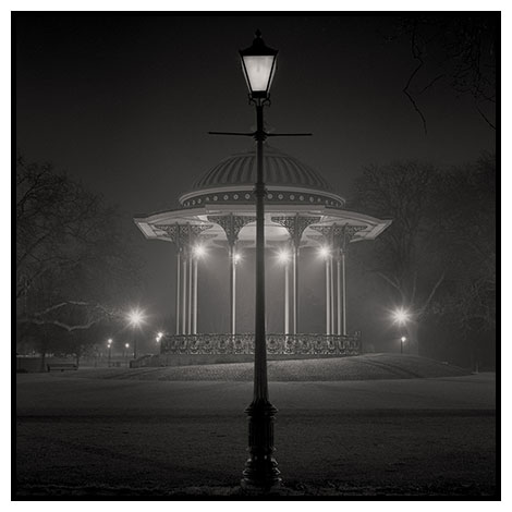 lamp bandstand night clapham common